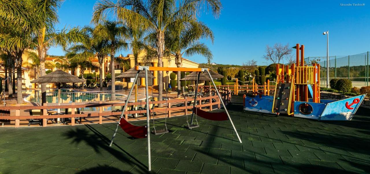 Luzbay Pool Apartments Экстерьер фото